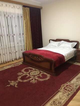Отели типа «постель и завтрак» VVS PLACE Ереван Двухместный номер Делюкс с 1 кроватью (для 2 взрослых и 1 ребенка)-6
